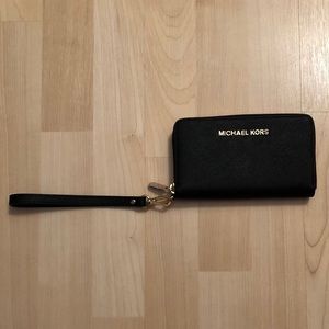 Michael Kors Wristlet
